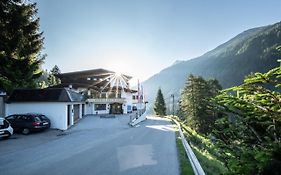 Hotel Karl Schranz St. Anton am Arlberg Exterior photo