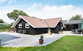 4 Person Holiday Home In Esbjerg V Hjerting Exterior photo