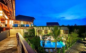 Ubud Wana Resort Exterior photo