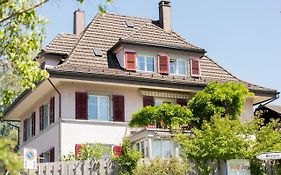 Bed and Breakfast Gästehaus Sonne Zuchwil Exterior photo