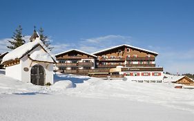 Hotel Sonnenburg Lech am Arlberg Exterior photo