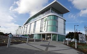 Holiday Inn Southend, an IHG Hotel Exterior photo