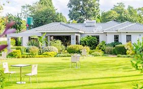 Sarum Lodge Harare Exterior photo