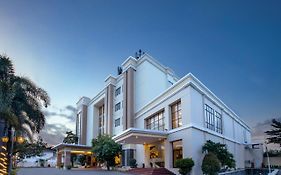 Riss Hotel Malioboro Yogyakarta Exterior photo