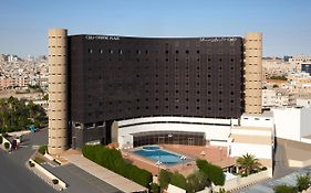 Crowne Plaza Riyadh Palace, An Ihg Hotel Exterior photo