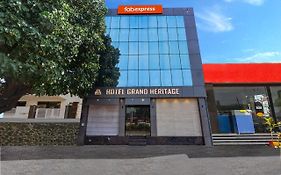 Hotel FabExpress Grand Heritage Kurla West Mumbai Exterior photo