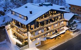 Boutique Hotel Anybody Saalbach Exterior photo