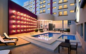 Hotel Hs Hotsson Smart Leon Centro Max Exterior photo