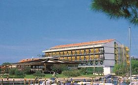 Hotel Marina Uno Lignano Sabbiadoro Exterior photo