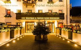 Boutique & Fashion Hotel Maciaconi - Gardenahotels Santa Cristina Val Gardena Exterior photo