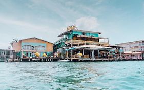 Hotel Selina Bocas Del Toro Exterior photo