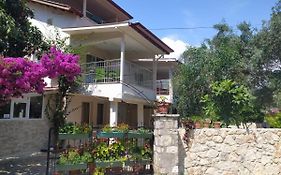 Bucak Apart Hotel Göcek&Beach Exterior photo