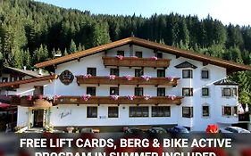 Hotel Waldhof Gerlos Exterior photo