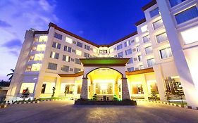 Zurich Hotel Balikpapan Exterior photo