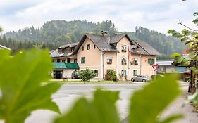 Hotel Landgasthof Fürstenbrunn Grödig Exterior photo