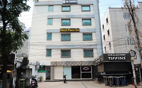 Hotel Pratz Inn Hyderabad Exterior photo