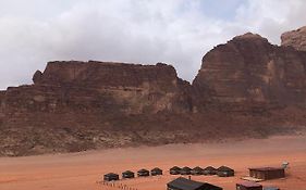 Hotel Star Walk Camp & Tours Wadi Rum Exterior photo