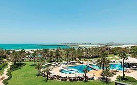 Le Royal Meridien Beach Resort & Spa Dubai Exterior photo