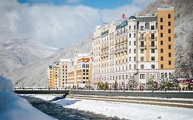 Azimut Hotel Freestyle Rosa Khutor Sotschi Exterior photo