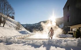 Hotel Goldstück - Adults Only Saalbach Exterior photo