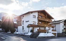 Hotel Pension Bergheim Reith im Alpbachtal Exterior photo