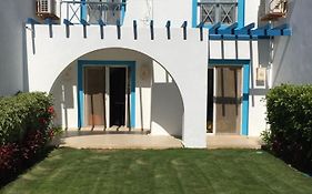 Villa Fully Furnished 4-Bed Town House In Mountain View Ras Al-Hekma Ras Elhekma Exterior photo