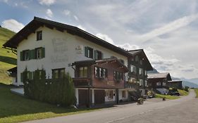 Hotel Gasthaus Bellawiese St. Antönien Exterior photo