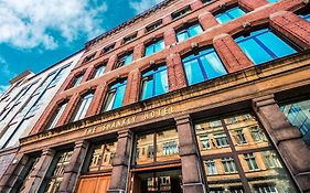 The Shankly Hotel Liverpool Exterior photo