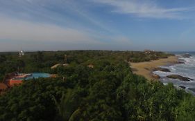Kirinda Beach Resort, Yala Exterior photo