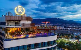 Regalia Gold Hotel Nha Trang Exterior photo