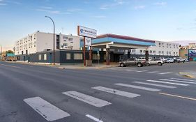 Sternwheeler Hotel And Conference Centre Whitehorse Exterior photo