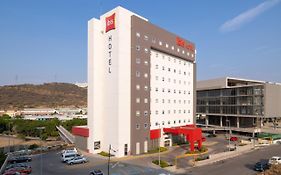 Hotel Ibis Querétaro Exterior photo