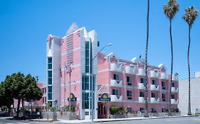 Days Inn By Wyndham Santa Monica Los Angeles Exterior photo