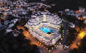 Roseira Beach Resort Gulluk Exterior photo