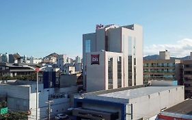 Hotel Ibis Vitoria Praia De Camburi Exterior photo