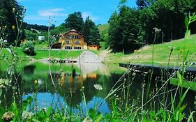 Bed and Breakfast Zelena Oaza Zgornja Kungota Exterior photo