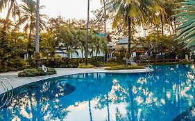 Holiday Inn Resort Phuket, An Ihg Hotel - Sha Extra Plus Patong Exterior photo