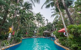 The Viridian Resort Patong Exterior photo