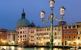 Hotel Carlton On The Grand Canal Venedig Exterior photo