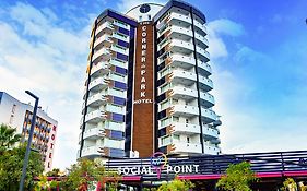 The Corner Park Hotel Antalya Exterior photo