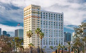 Hotel Doubletree By Hilton San Diego Downtown Exterior photo