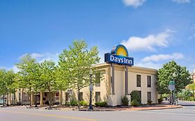 Days Inn By Wyndham Silver Spring Exterior photo