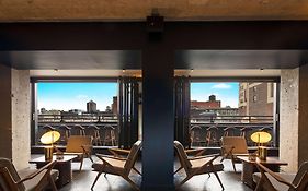 Hotel Henri New York Exterior photo