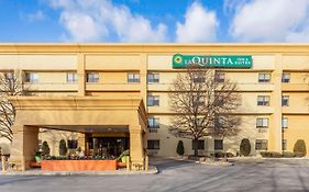 Hotel La Quinta By Wyndham Chicago Tinley Park Exterior photo