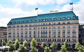 Hotel Adlon Kempinski Berlin Exterior photo
