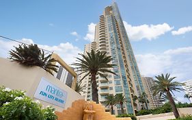 Aparthotel Mantra Sun City Gold Coast Exterior photo