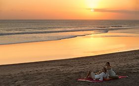 Berry Amour Romantic Villas Seminyak Exterior photo