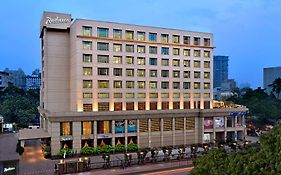 Hotel Radisson Mumbai Goregaon Exterior photo