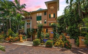 Aparthotel Martinique On Macrossan Port Douglas Exterior photo