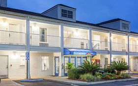 Hotel Baymont By Wyndham Valdosta At Valdosta Mall Exterior photo